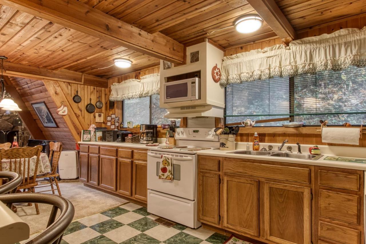 Mountain Springs Chalet Gatlinburg Eksteriør bilde